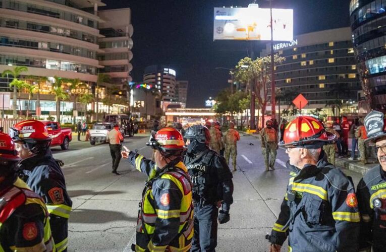 Sube a treinta el número de heridos por la explosión de un coche bomba en Ecuador