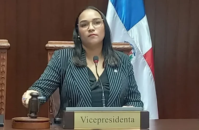 Vías tendrían los nombres de Juan Bosch y Peña Gómez