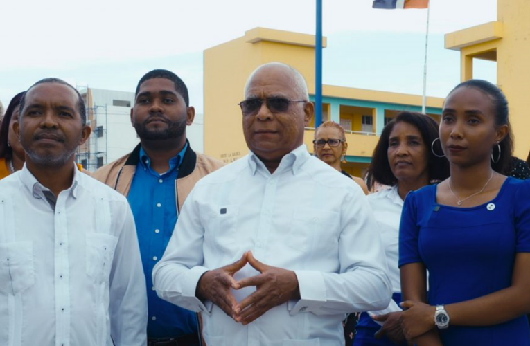 Maestros denuncian hay graves precariedades en escuelas RD