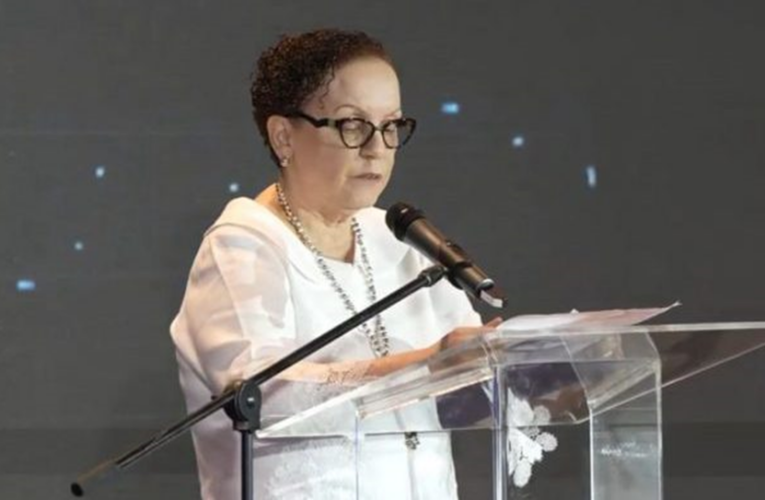 Germán dice ha sufrido ataques feroces e irracionales en gestión
