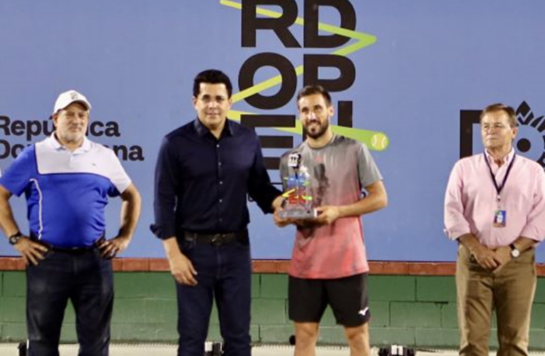 Mitur se compromete a continuar apoyando torneos ATP en la RD