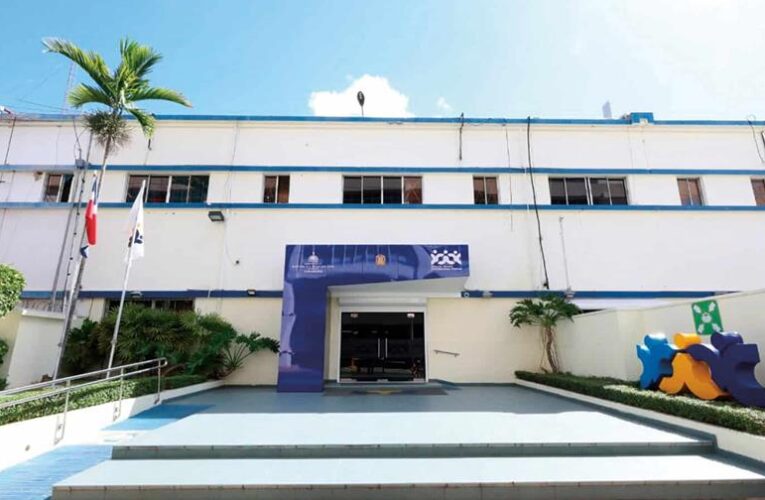 La DGCP invalida licitación de recogida de basura a empresa de Robinson Canó